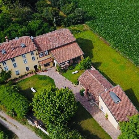 La Casa Nei Campi Villa Badia Pavese ภายนอก รูปภาพ