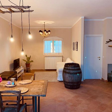 La Casa Nei Campi Villa Badia Pavese ภายนอก รูปภาพ