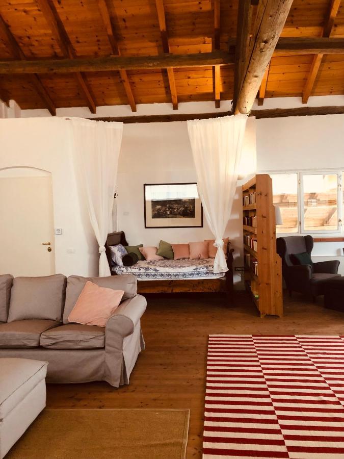 La Casa Nei Campi Villa Badia Pavese ภายนอก รูปภาพ
